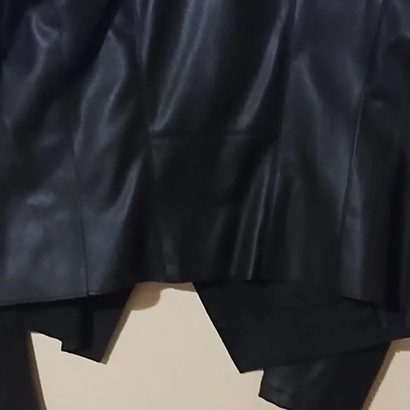 BAGATELLE BLACK VEGAN LEATHER JACKET. - Picture 4 of 8